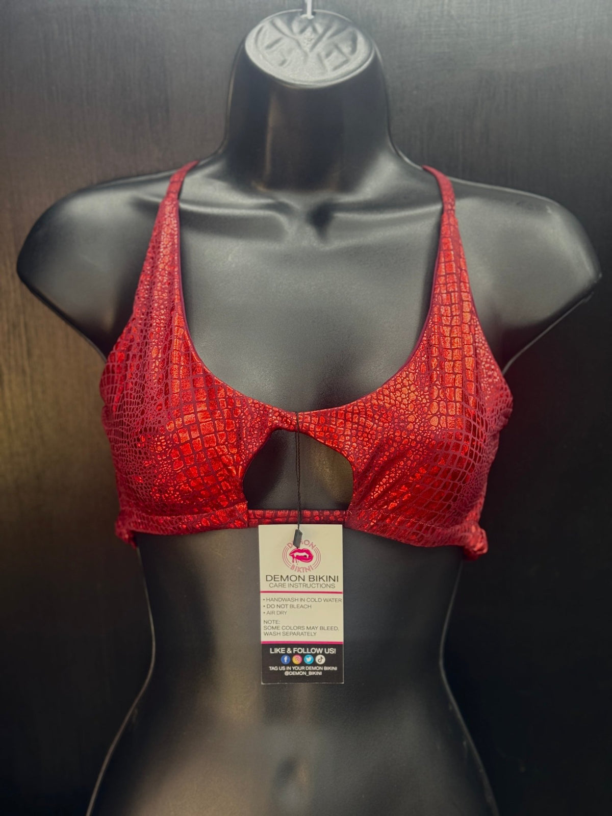 Demon Bikini - Risqué Red // Peekaboo Top - 1