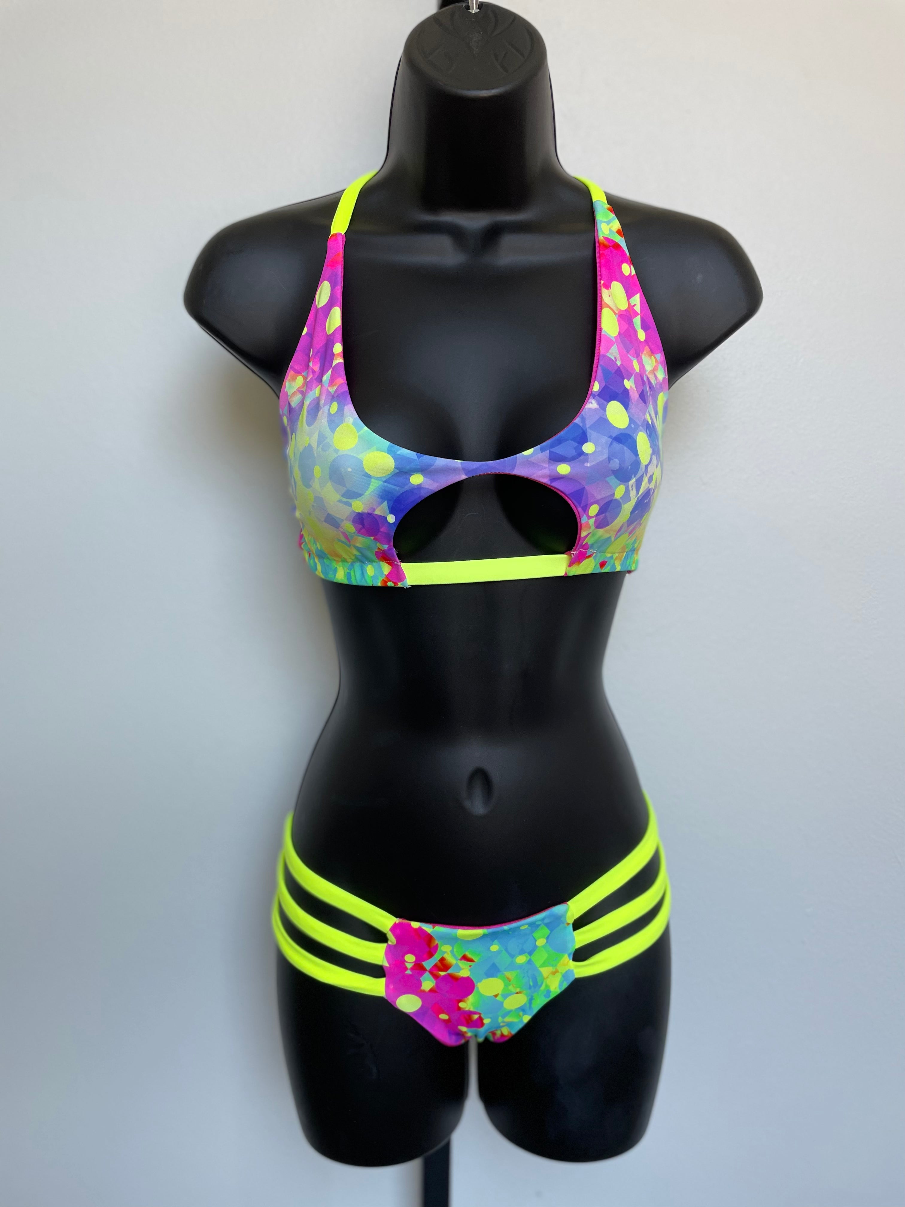 Just Bubbly // Peekaboo Top - Green Bikini Front - Demon Bikini – An Online Bikini Store in USA